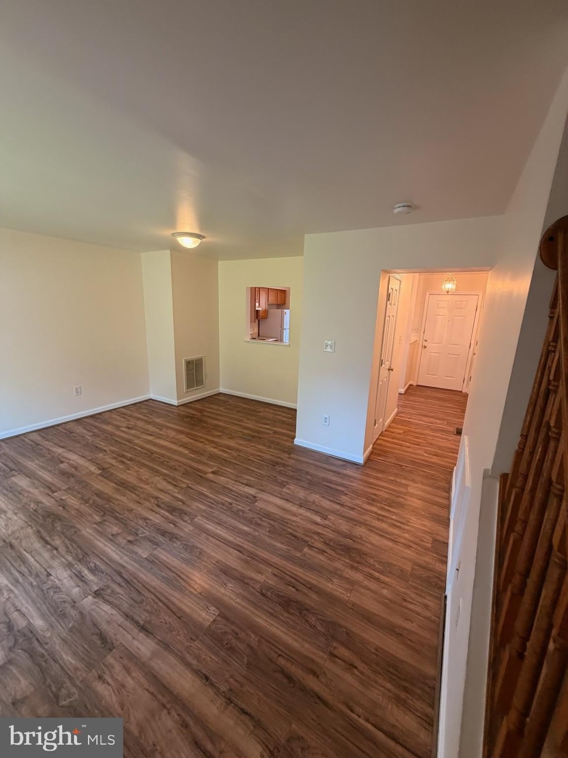 1169 COMMERCIAL Court – photo 2