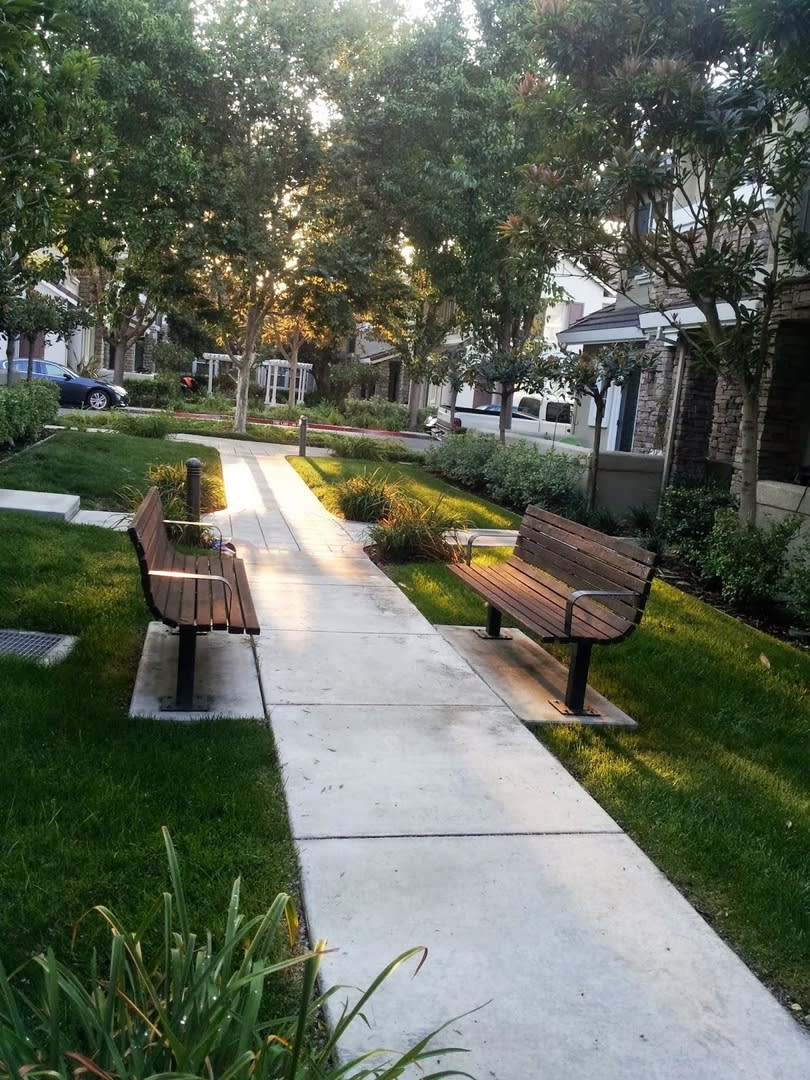 Dublin Sonoma Green Beautiful Townhome 3 Bed 2 5 Bath New Carpet Community Pool – photo 3