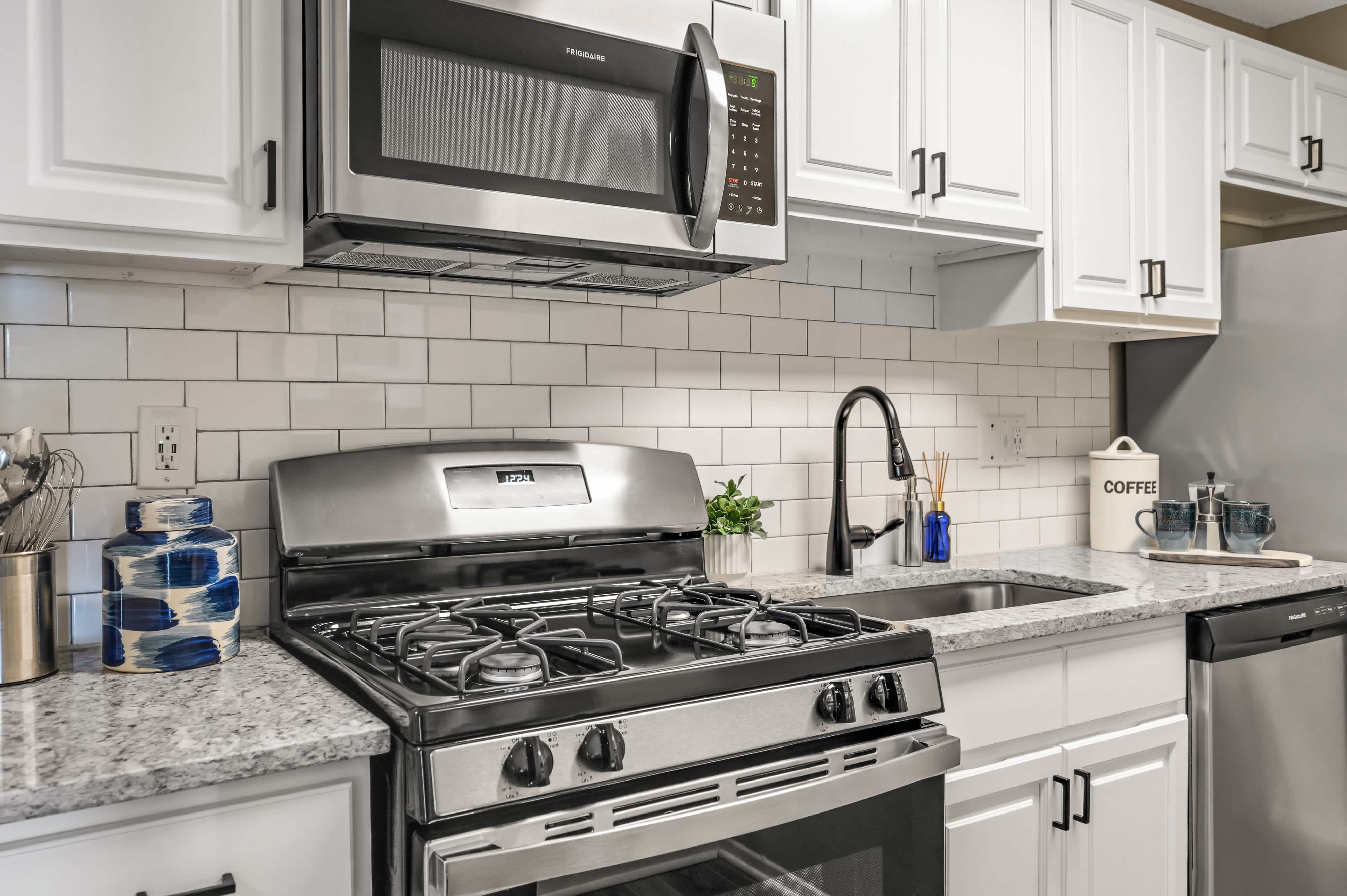Cary Pines Apartments – photo 3