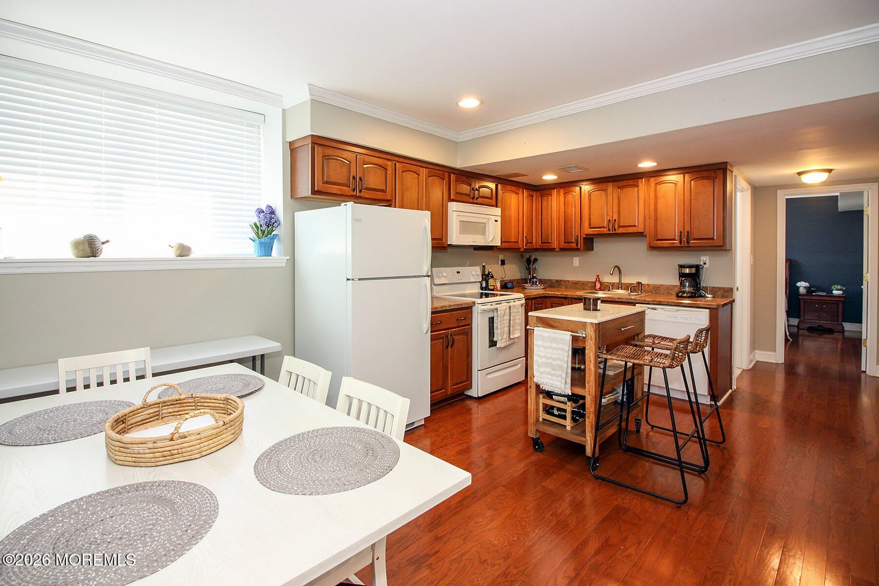 15 Garfield Avenue – photo 5
