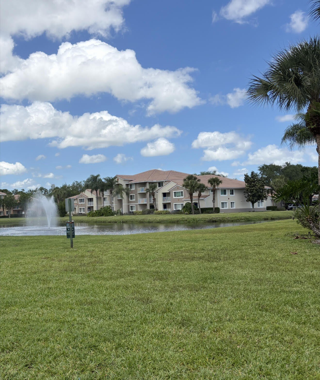 181 SW Palm Drive – photo 2