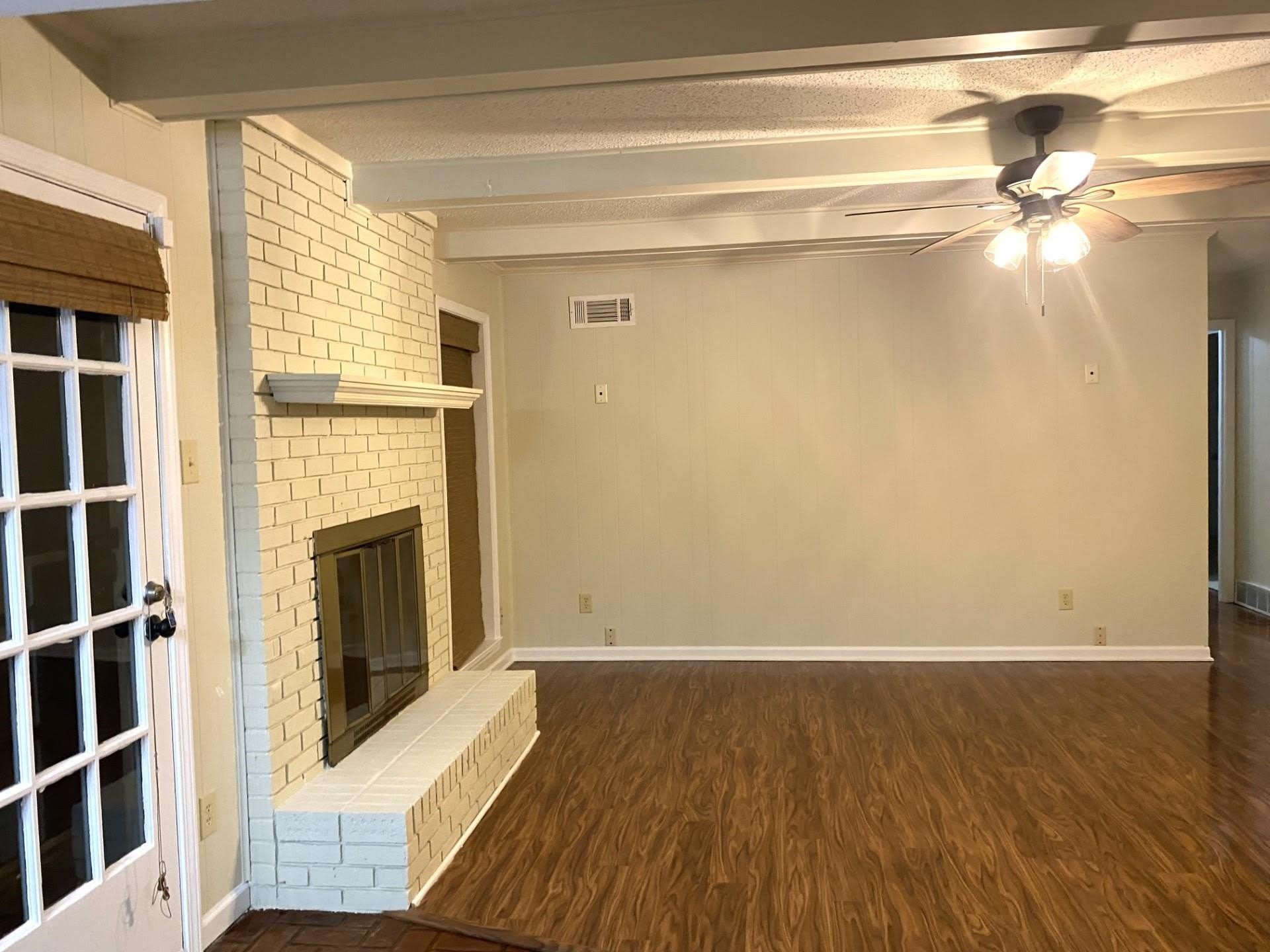 7918 FARMINGDALE Rd – photo 4