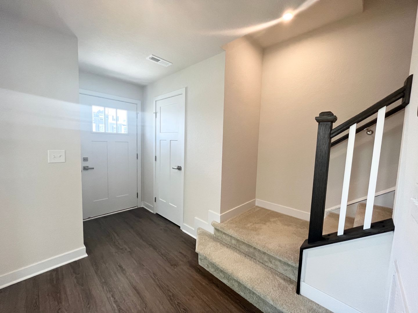 315 Fost Blvd – photo 3
