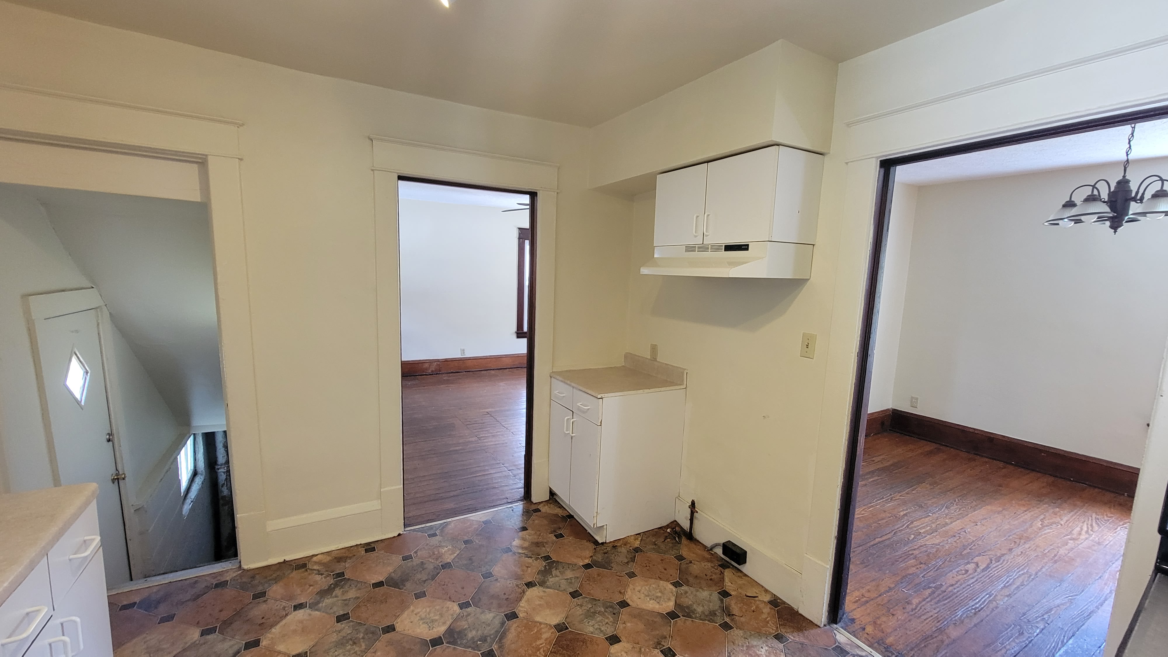 1133 5th Ave – photo 4