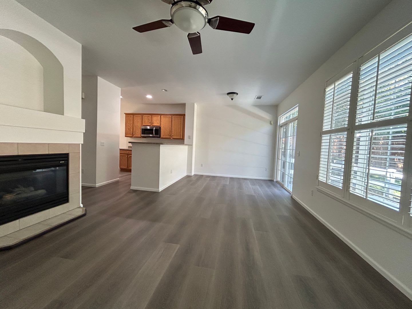 Lovely 2-Story Townhome in Aurora's Willow Trace Community – photo 5