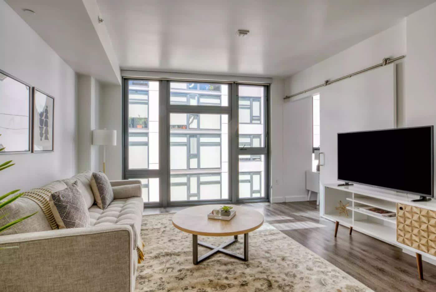 923 Folsom – photo 1