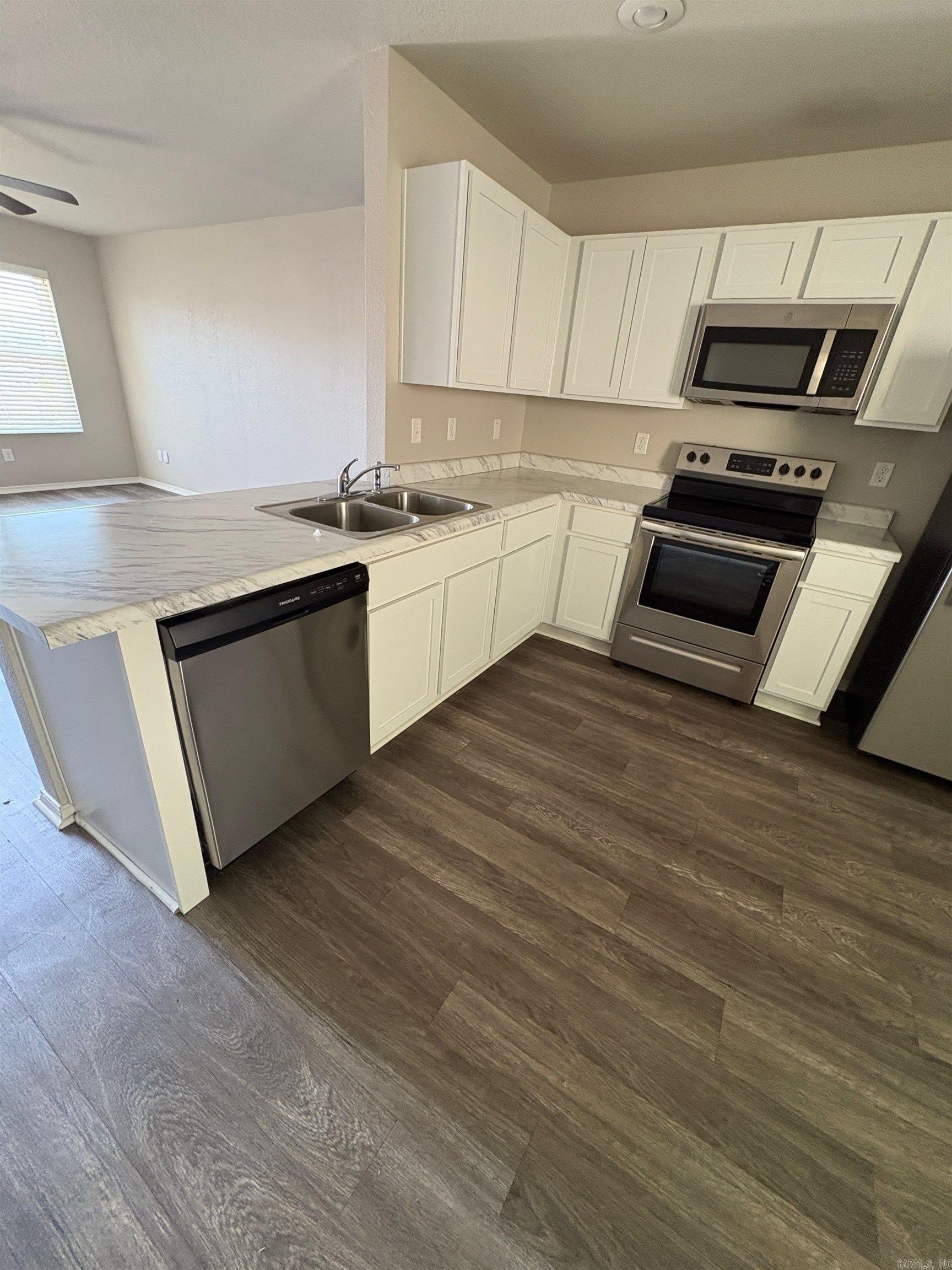 2097 Bentwood Drive – photo 4
