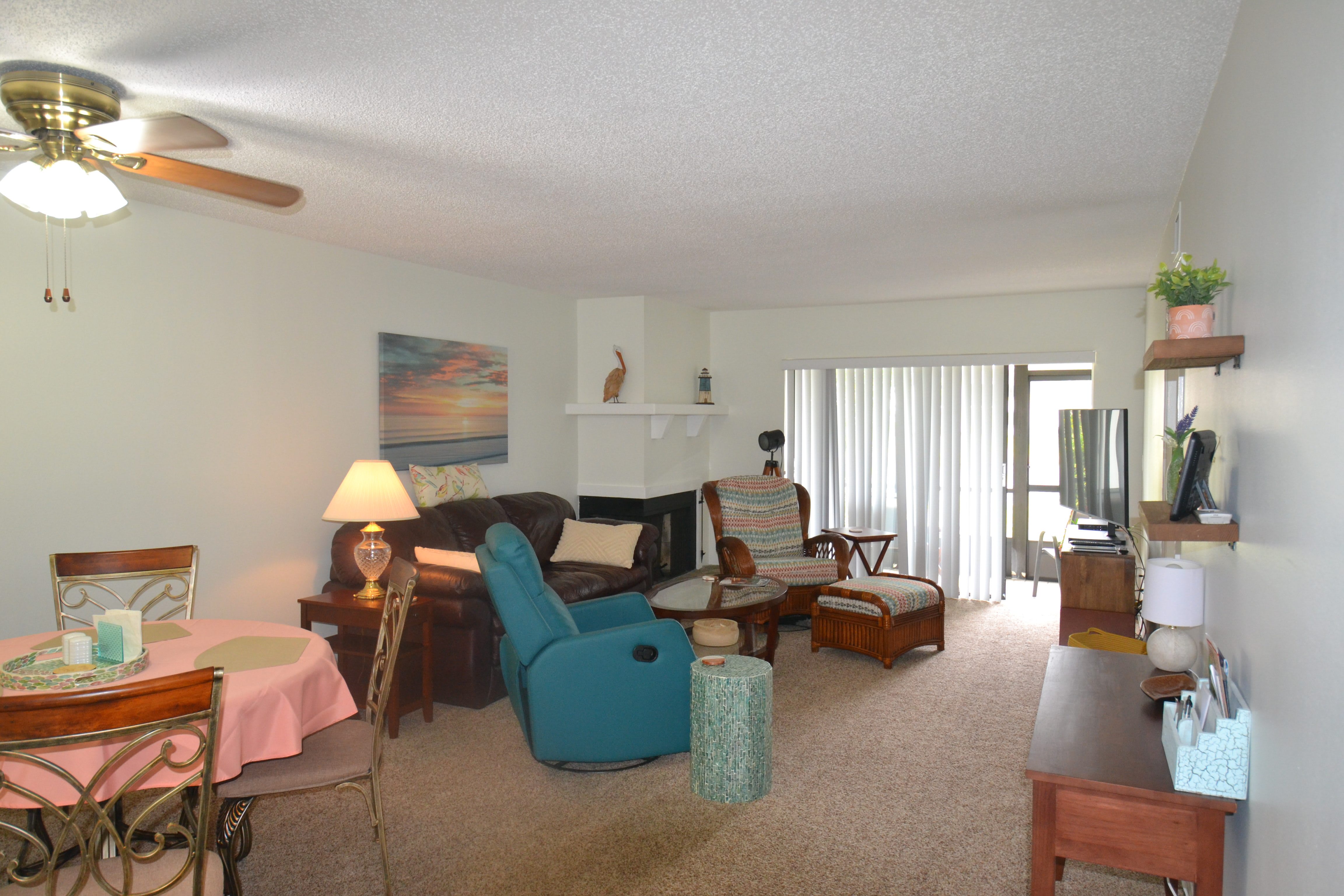 161 Lakeside Dr – photo 3