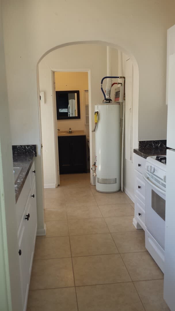 4368 Maple Street – photo 4