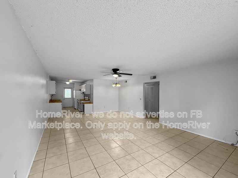459 E Rosewood Ln – photo 4