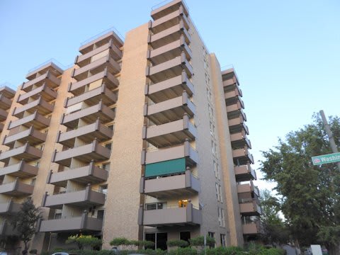700 North Washington Street – photo 1