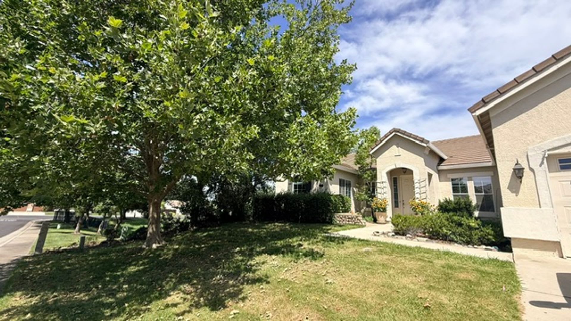 Spacious 5bd/3ba Rocklin Home – photo 3