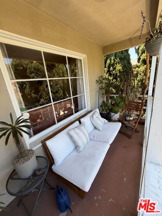 3283 Kelton Avenue – photo 4