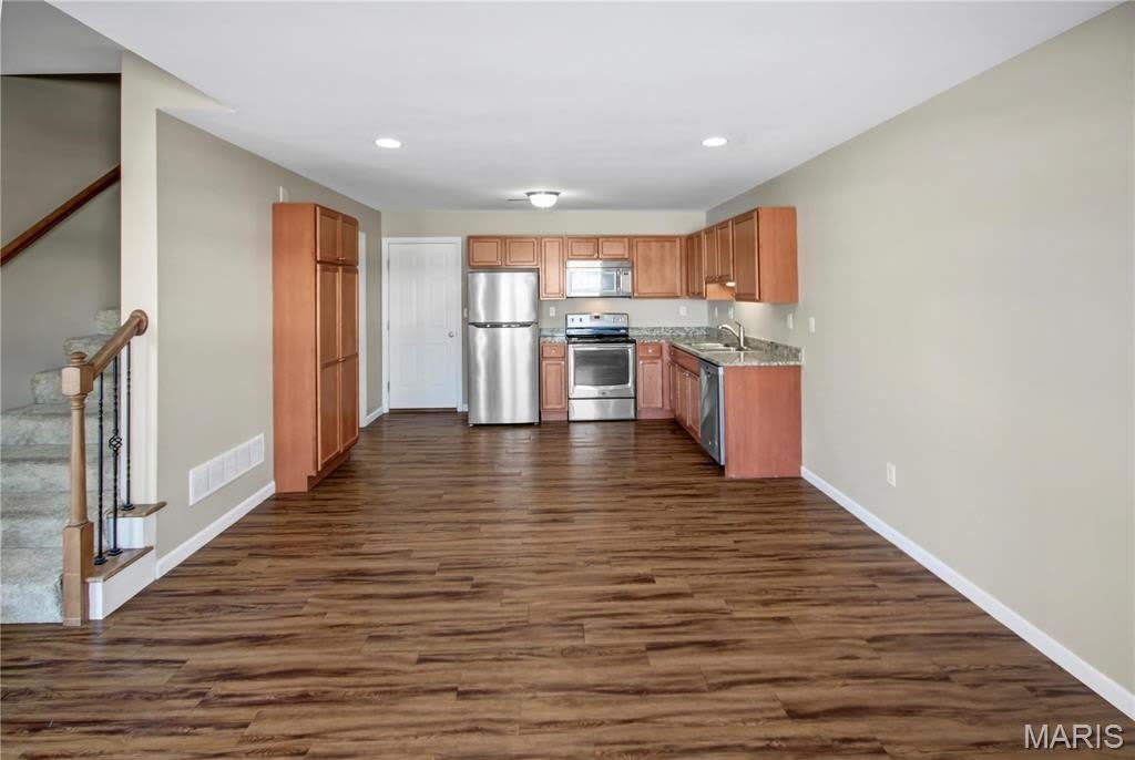 302 Starwood Drive – photo 3