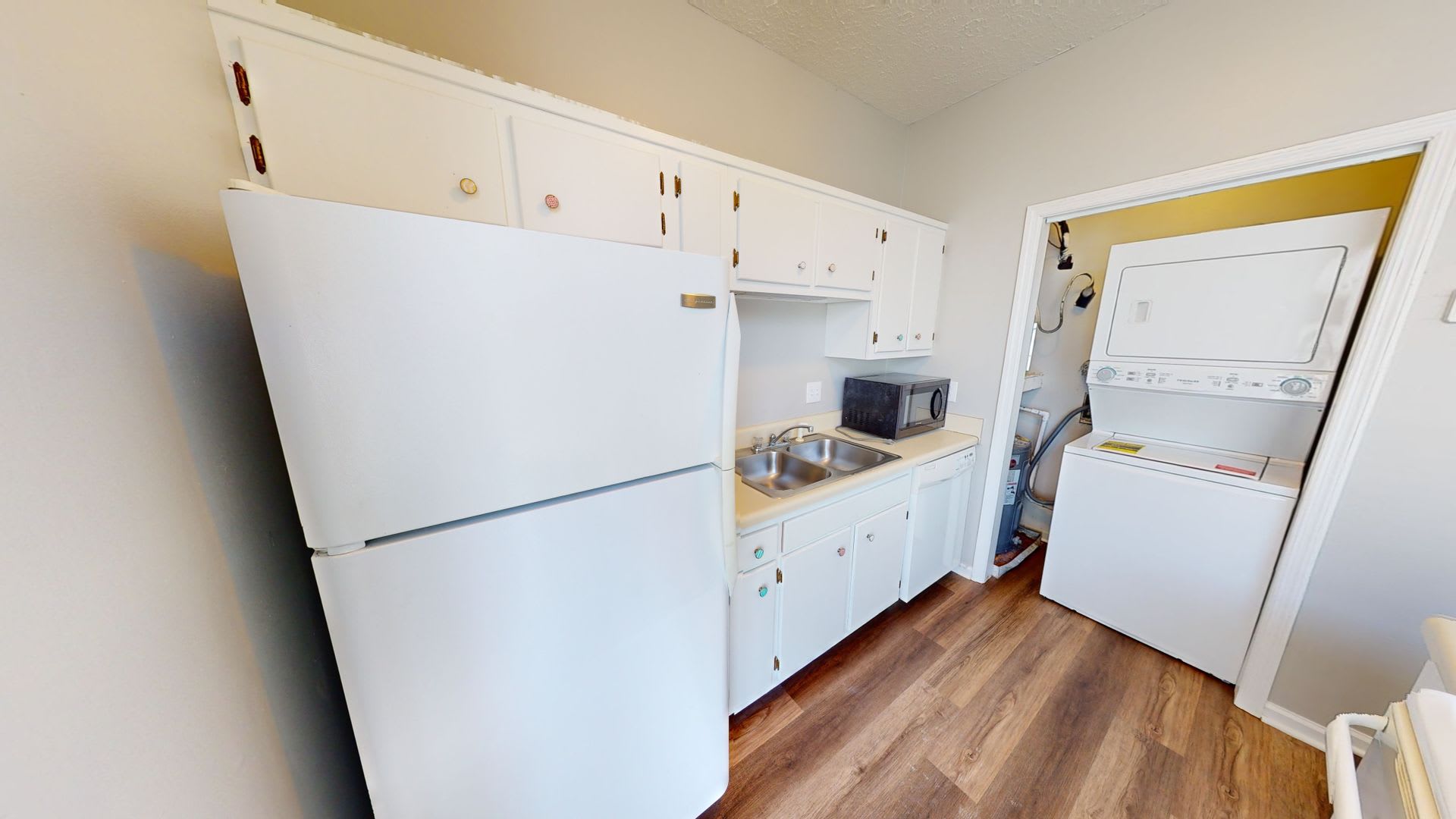 2108 Acklen Ave – photo 4