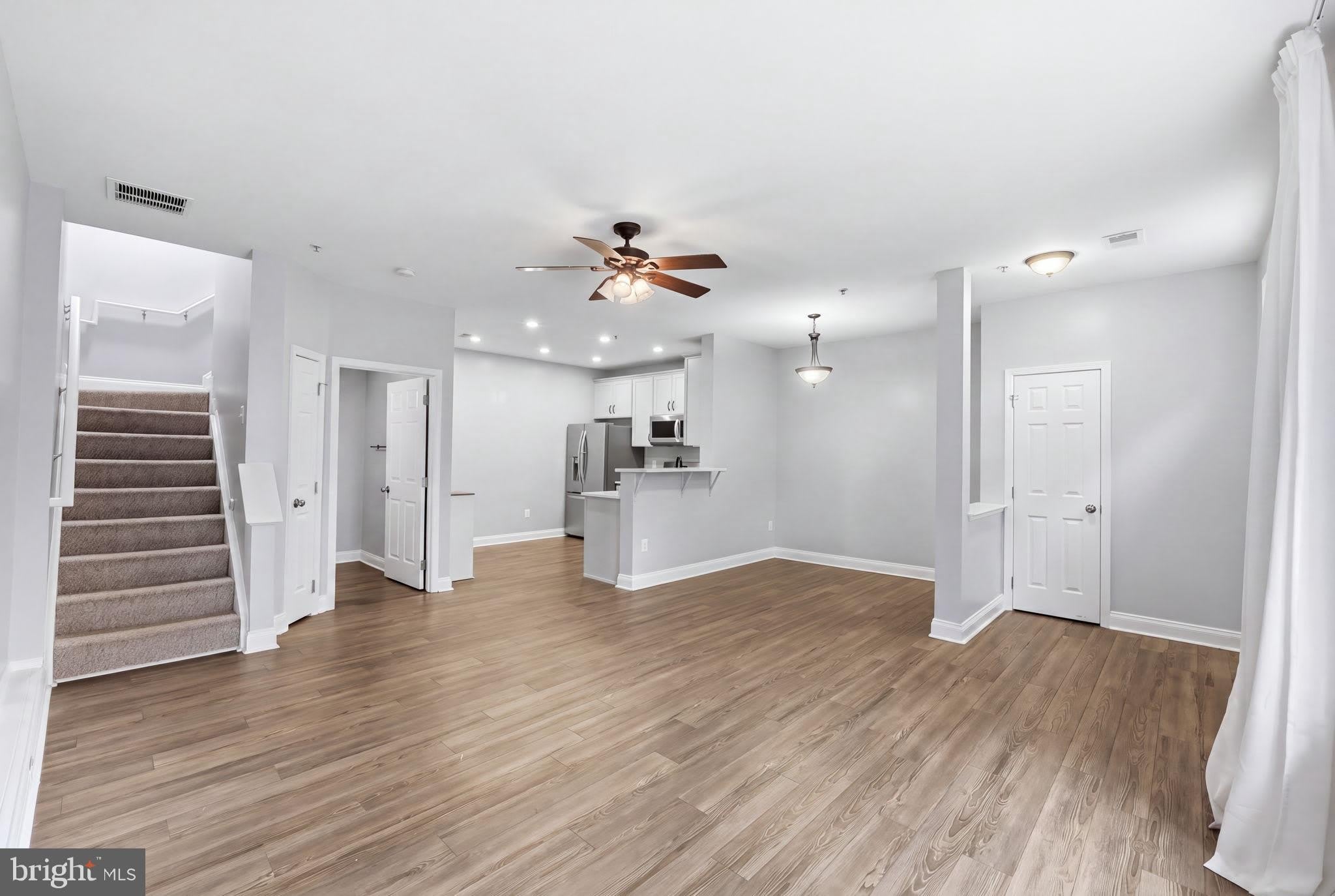 832 ESTUARY Drive – photo 4