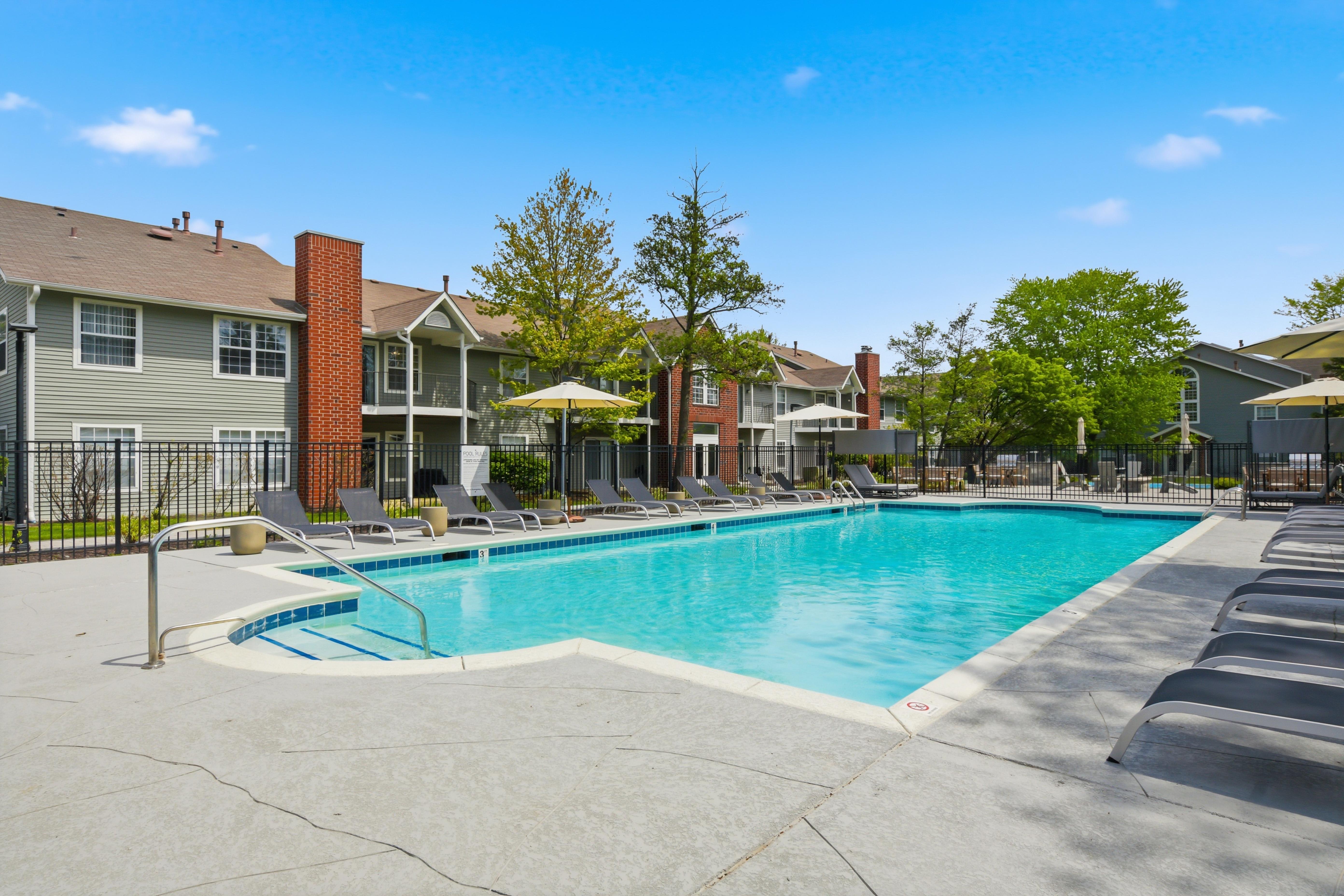 Deer Valley Apartments – photo 3