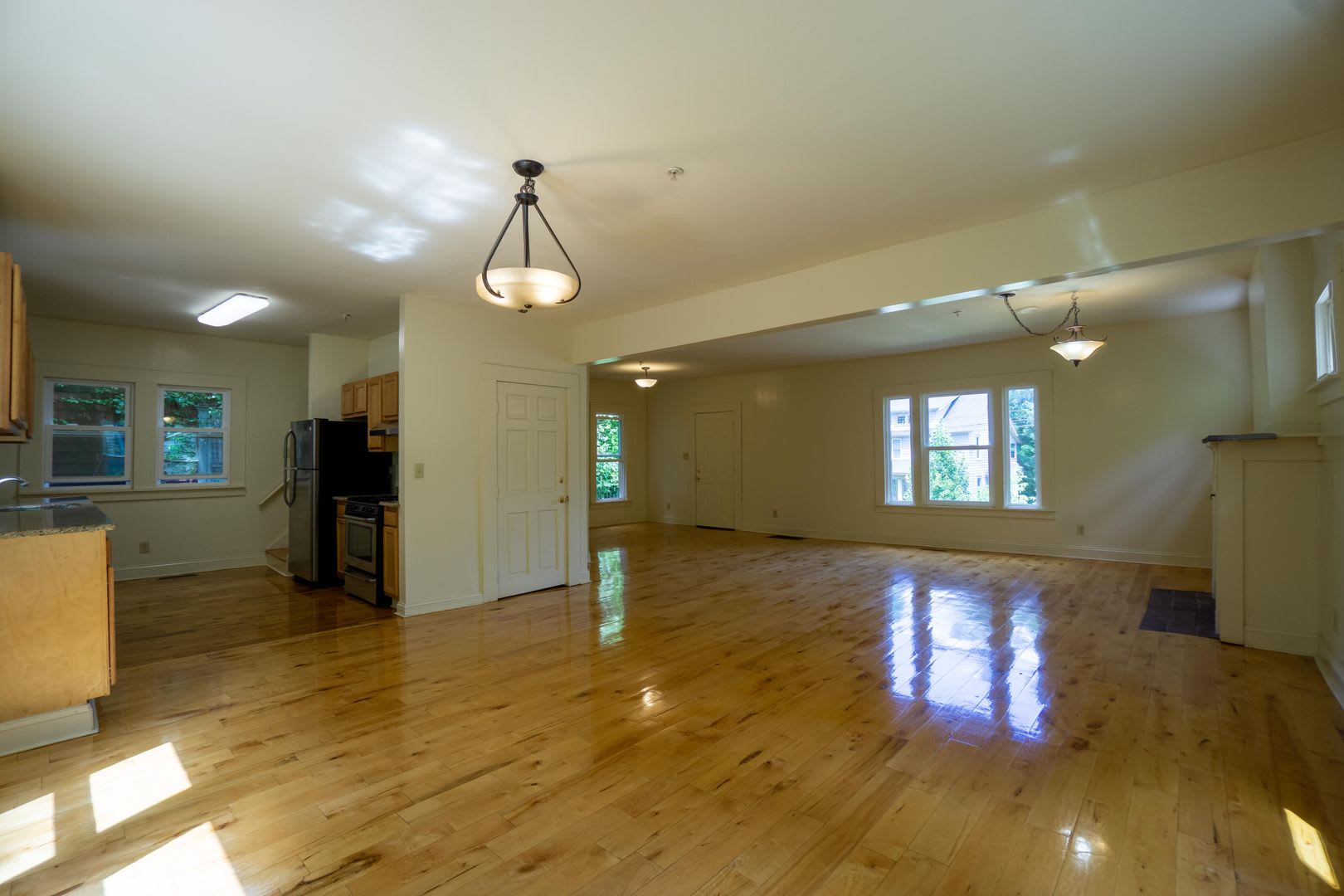 250 Greenwood Pl – photo 5