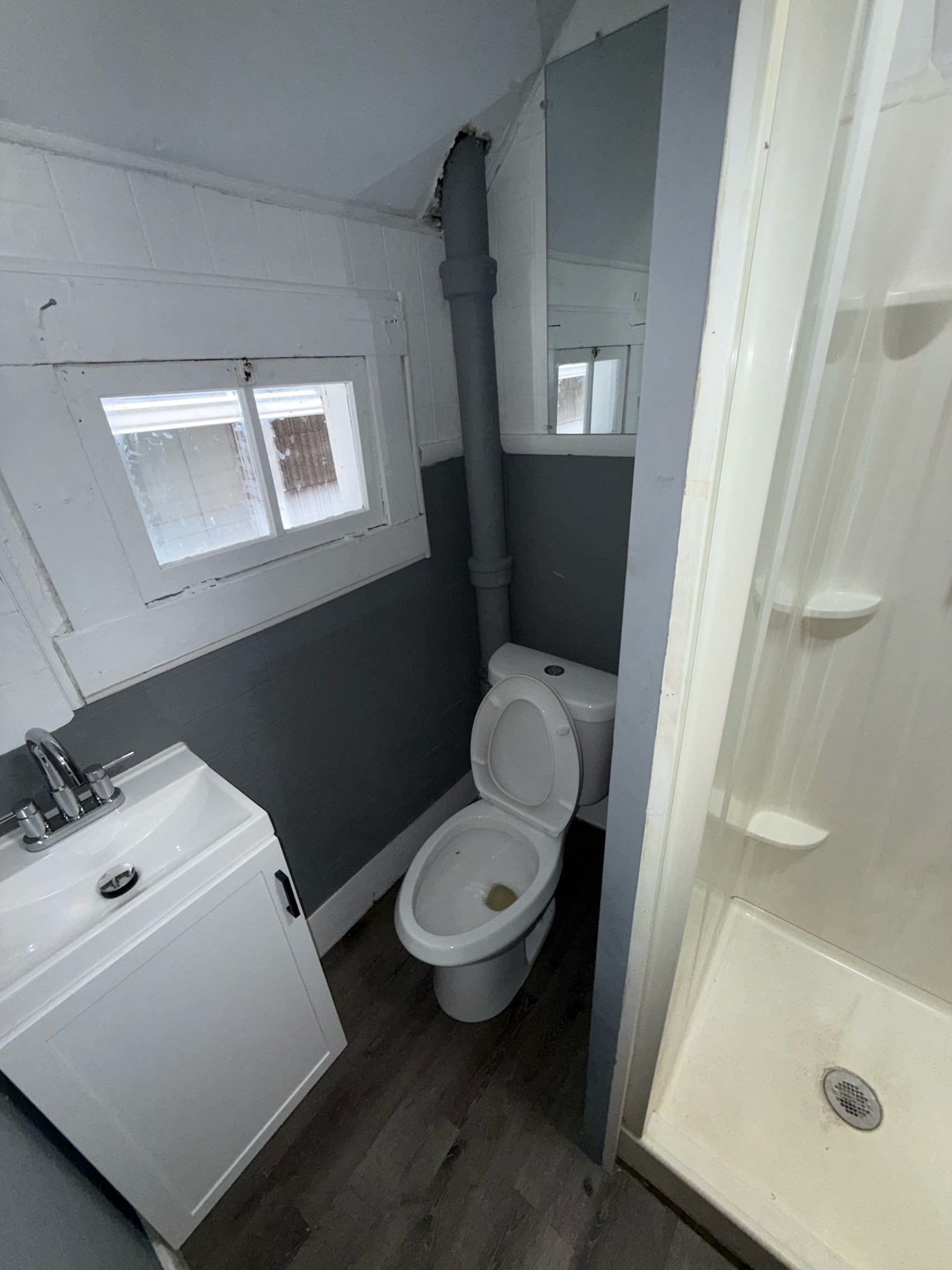1511 Stark Avenue Southwest – photo 1