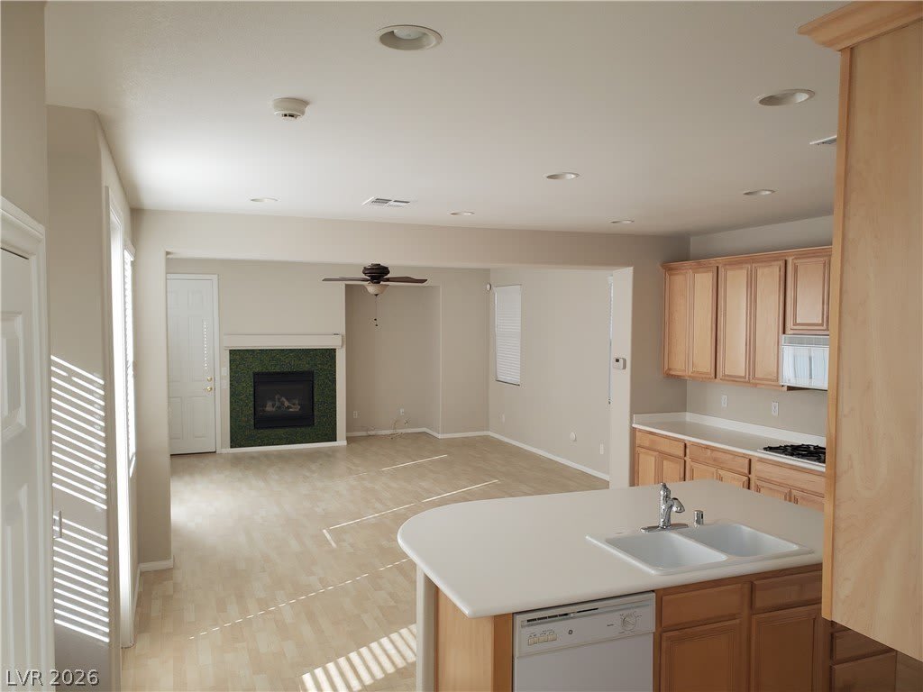 2353 Carnegie Hall Street – photo 5