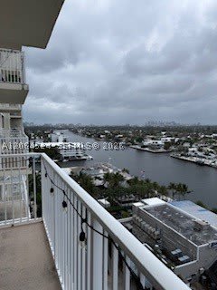 3020 Ne 32Nd Ave – photo 4