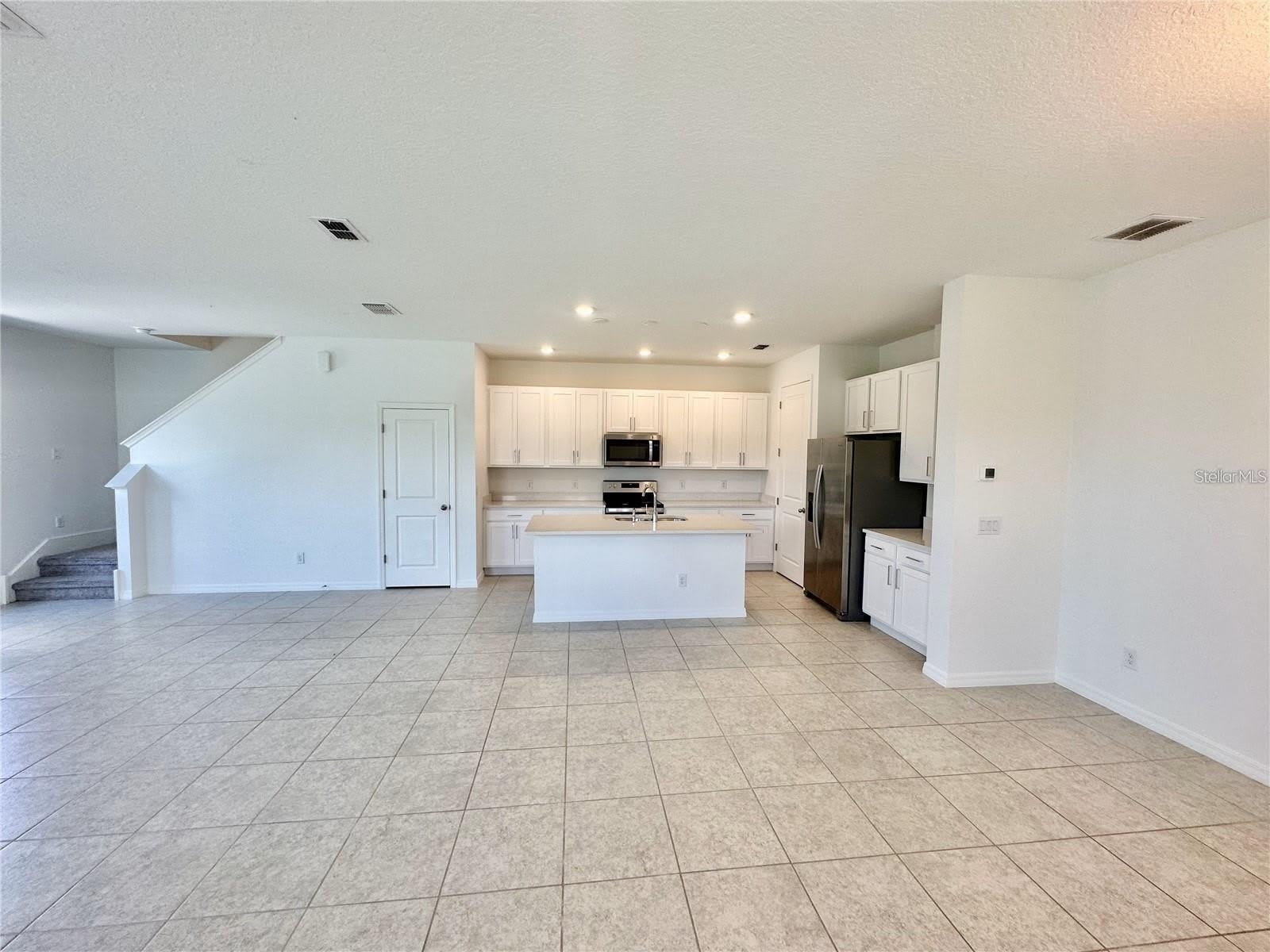 1707 Sanibel Drive – photo 2