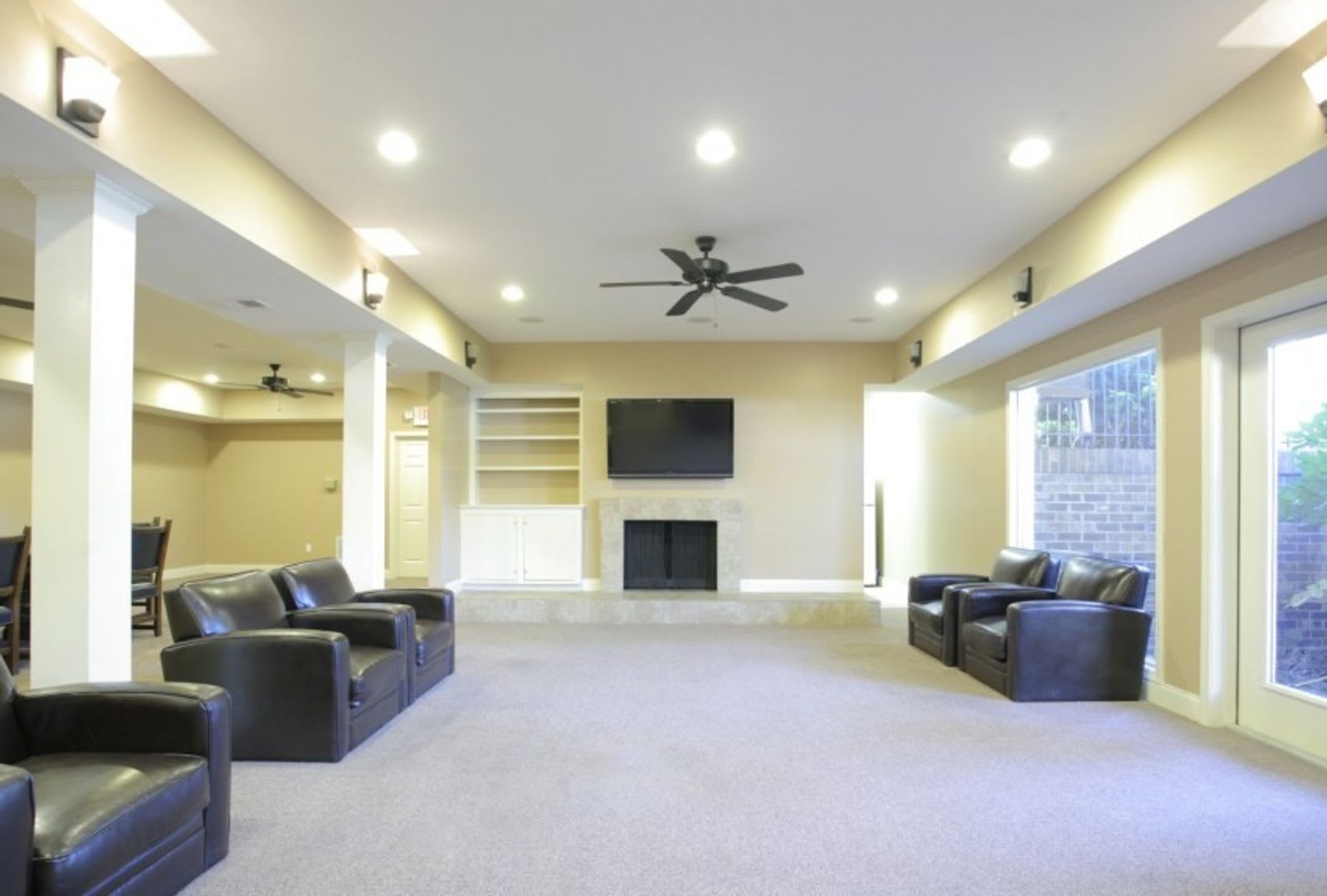 bg0410 – photo 5