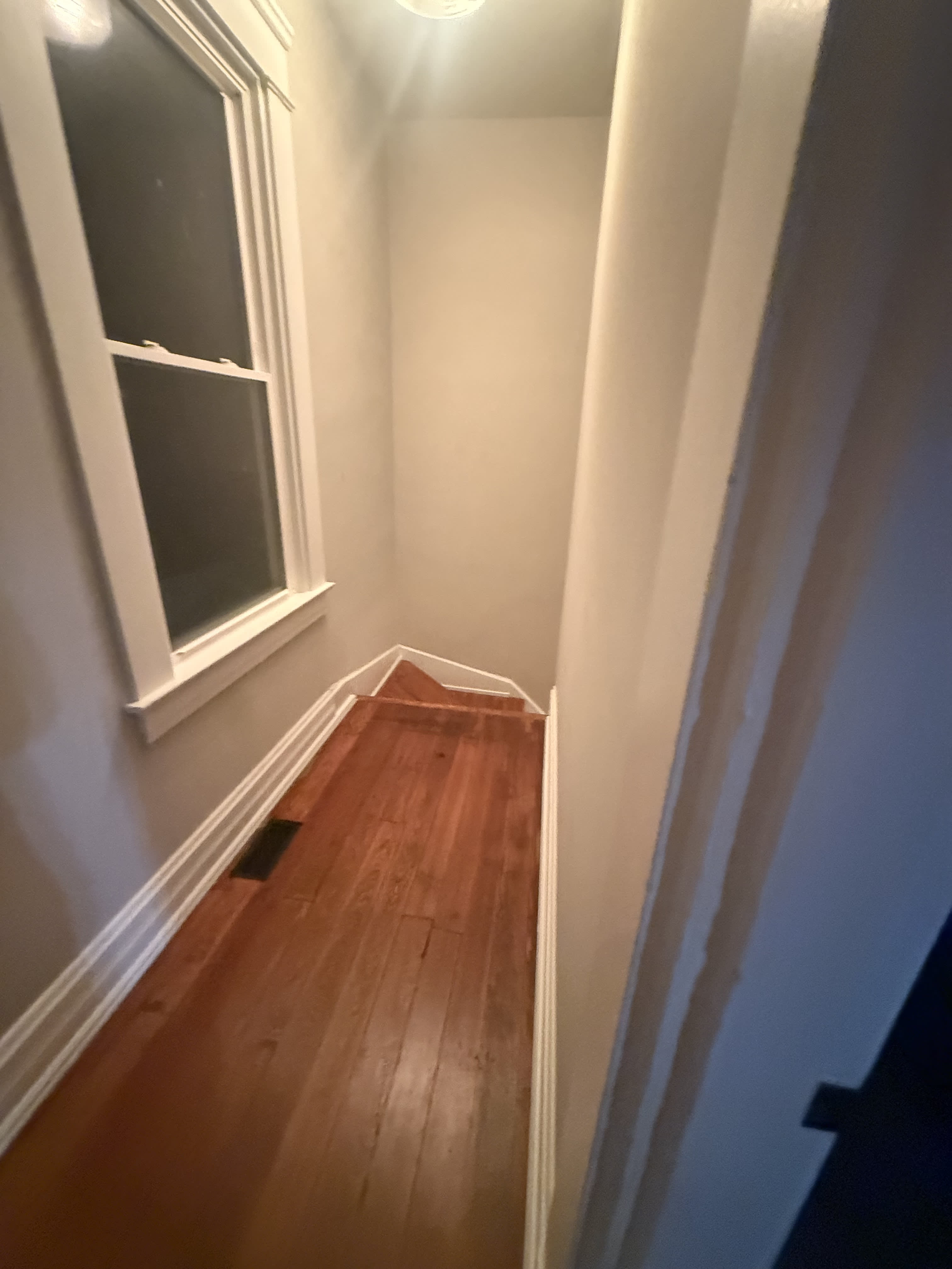 639 Watkins St – photo 5
