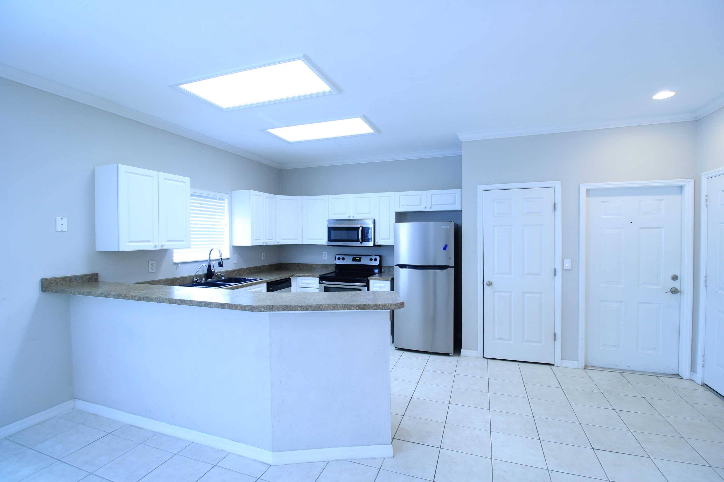 4742 Northwest 79th Road – photo 5