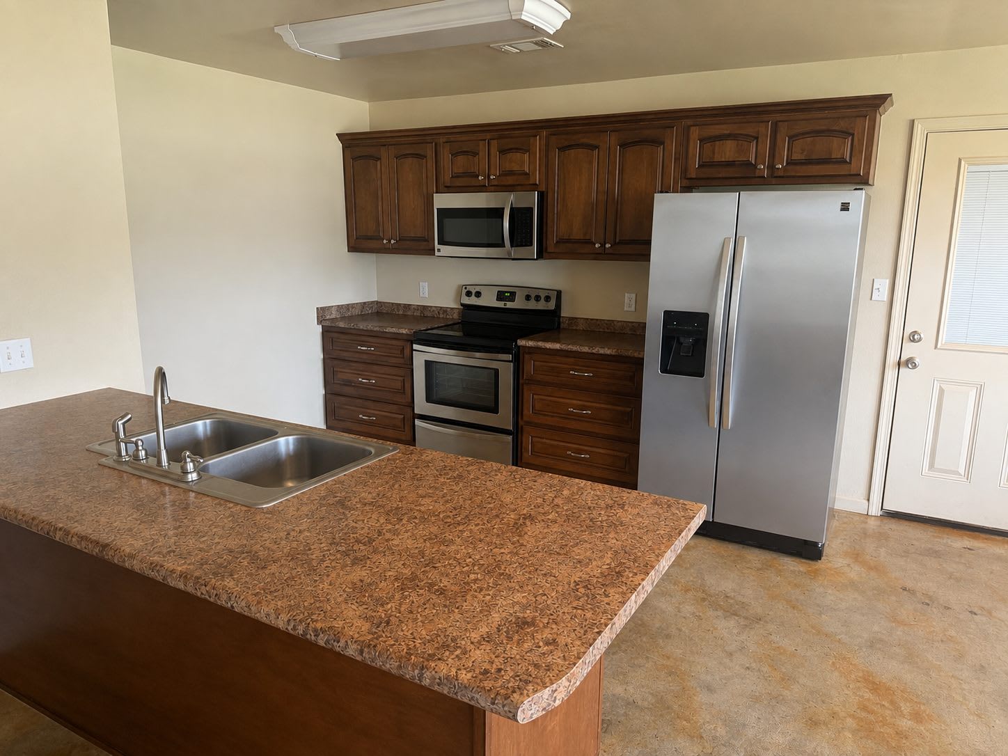 306 Allyson Drive – photo 4