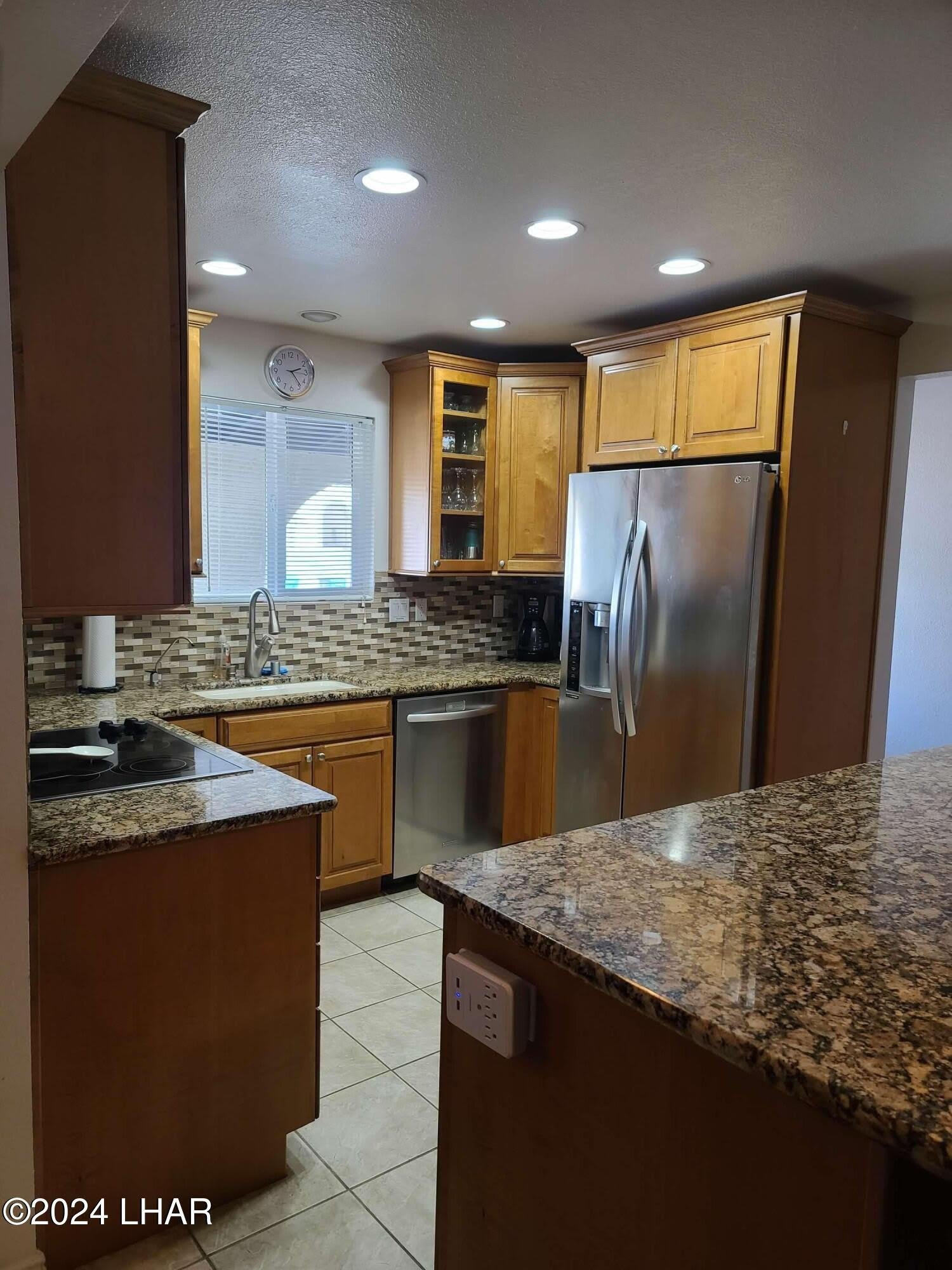 415 Corvair Dr – photo 3
