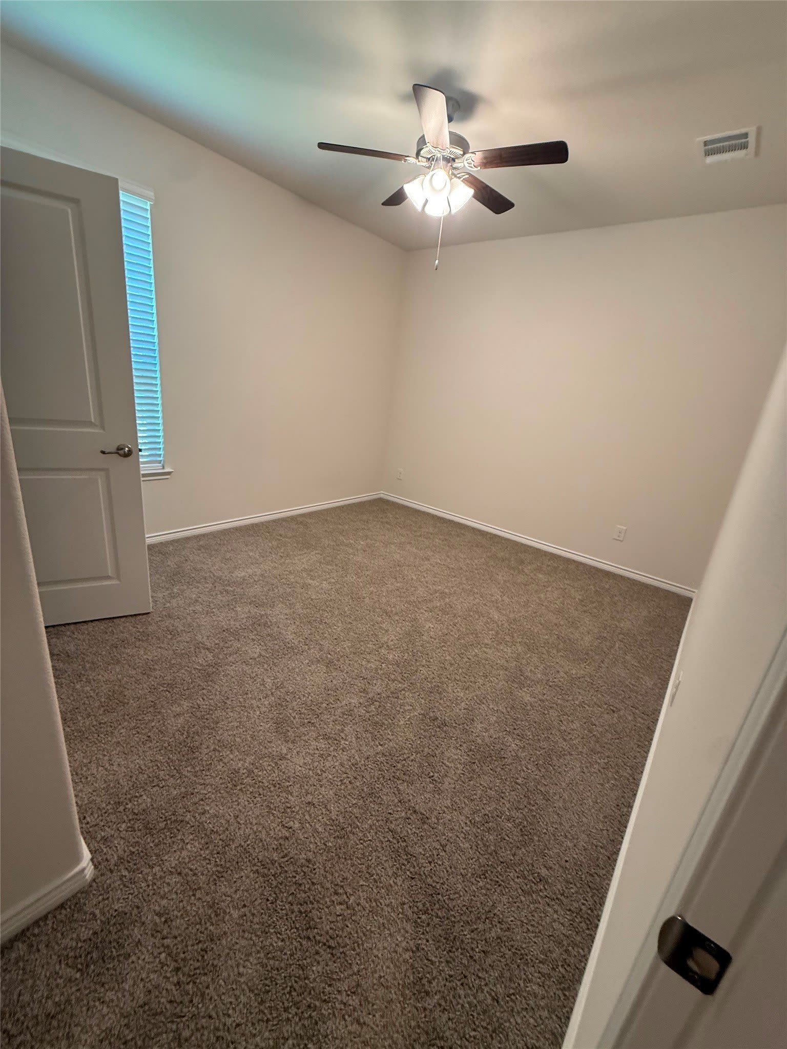 2140 Katharine Street – photo 4