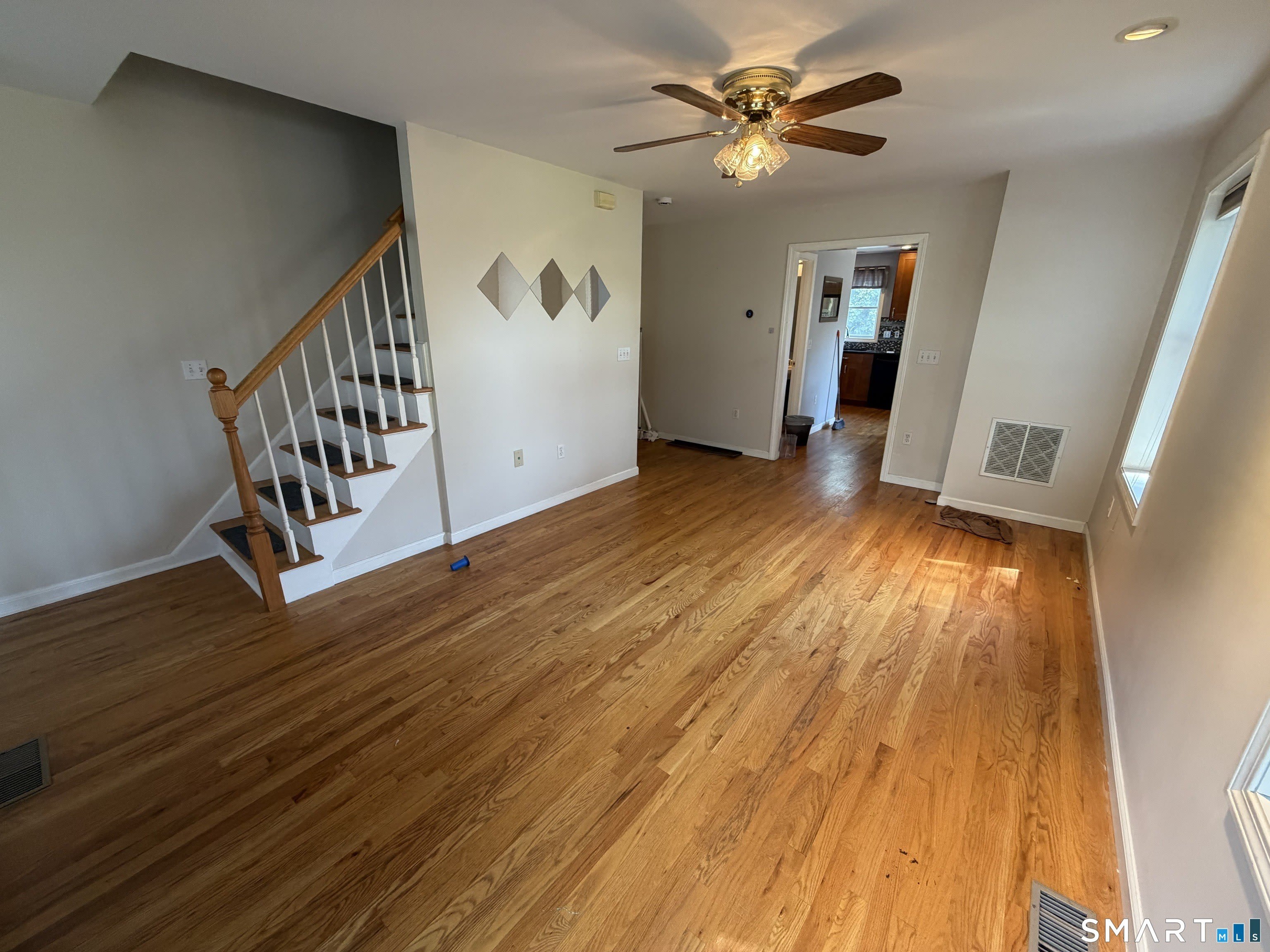 612 Black Rock Turnpike – photo 3