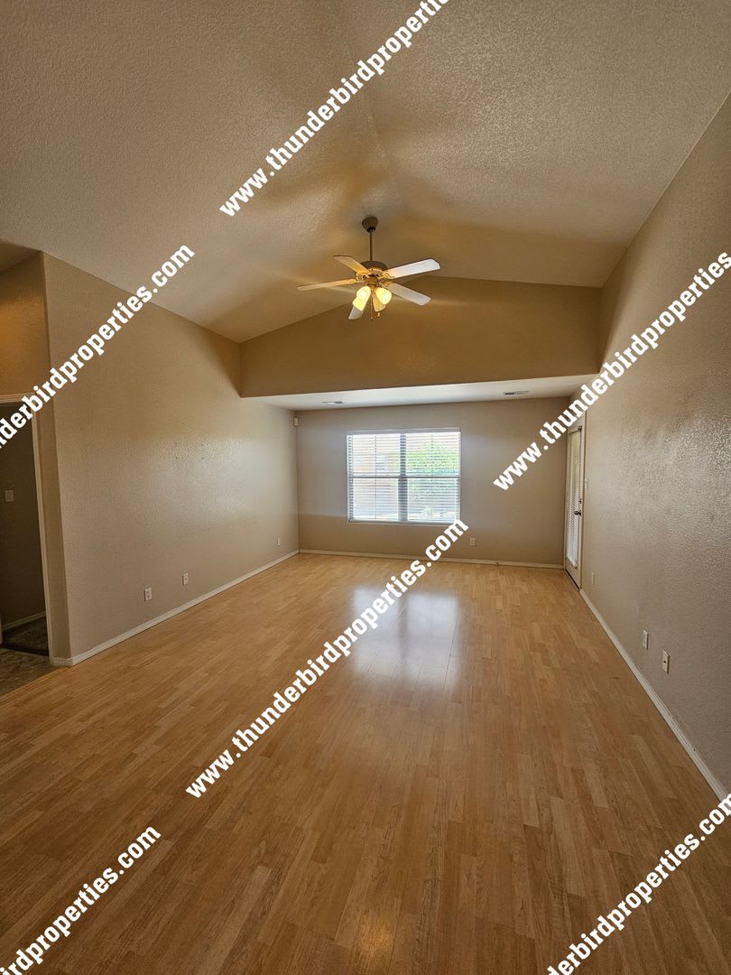 Gated Community with Refrigerated Air, 2 Bedroom, 2 Bathroom & 1 Car Garage Condo – photo 5