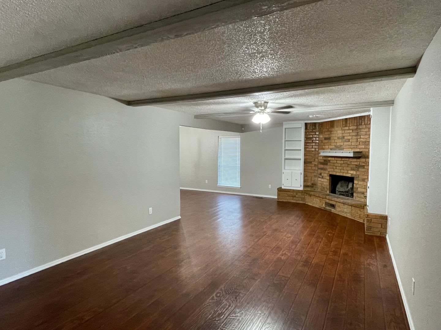 Updated 3 Bedroom 1.5 Bath Home!! – photo 2