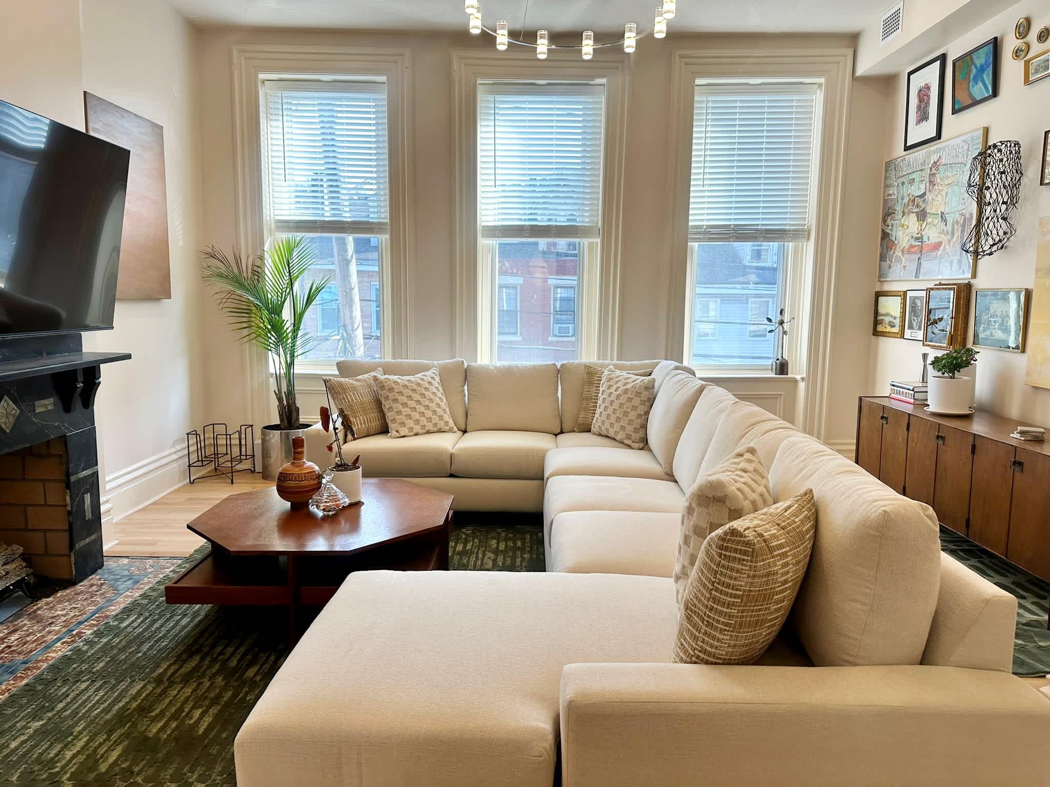 1819 Sarah Street Apt 2 – photo 3