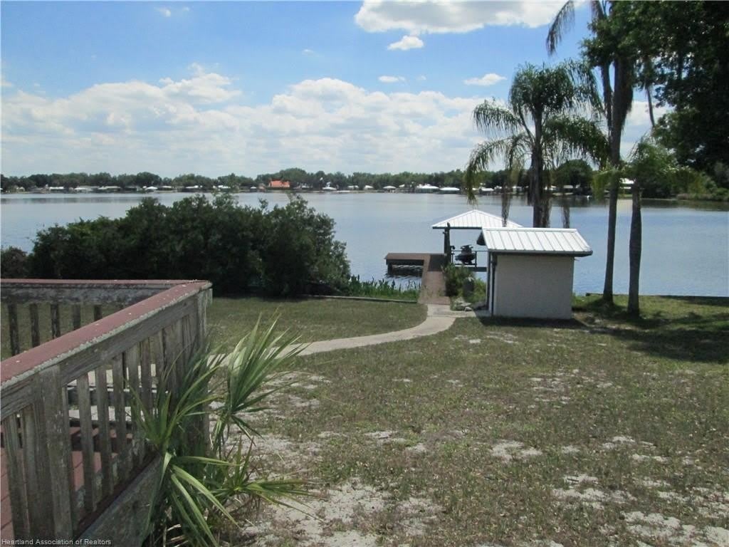 38 Lake Henry Drive – photo 5