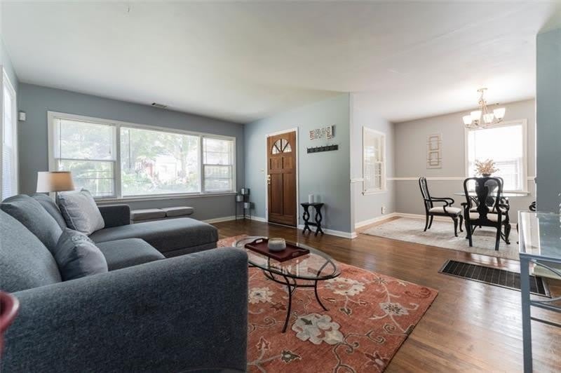 547 SW Westmeath Drive SW – photo 4