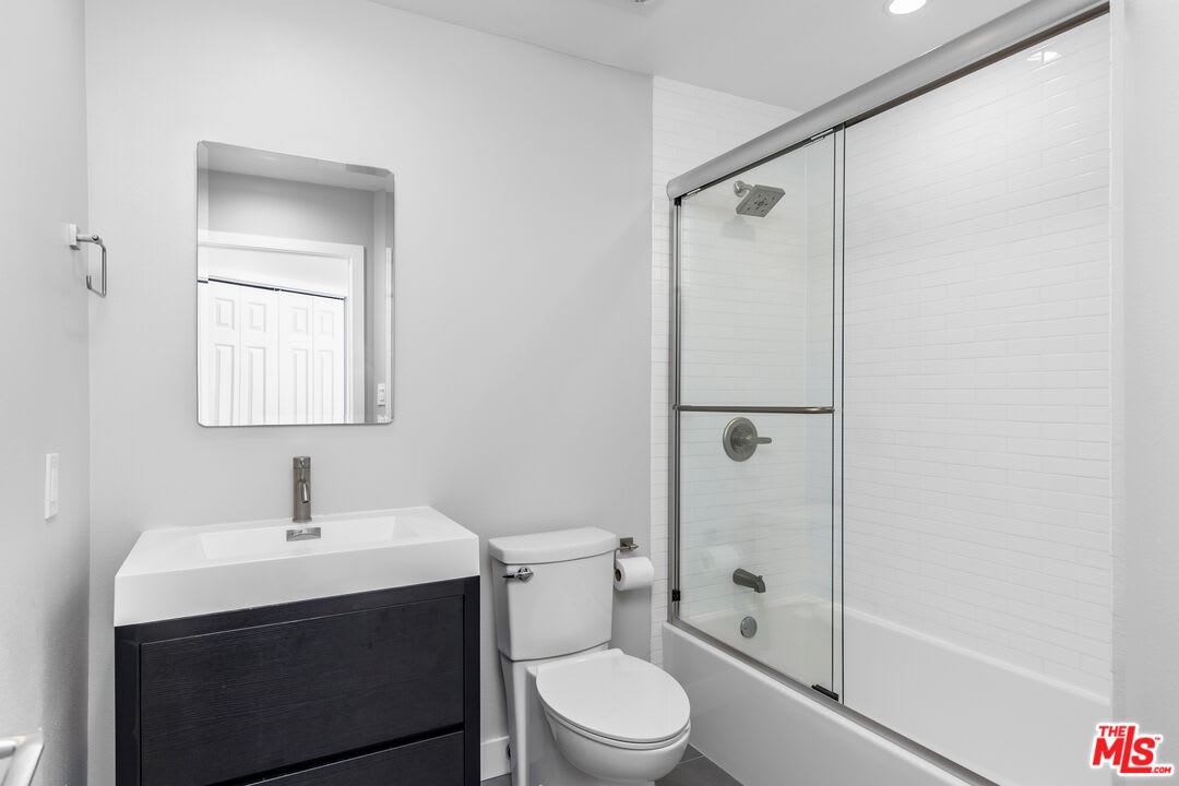 1240 24th Street – photo 4