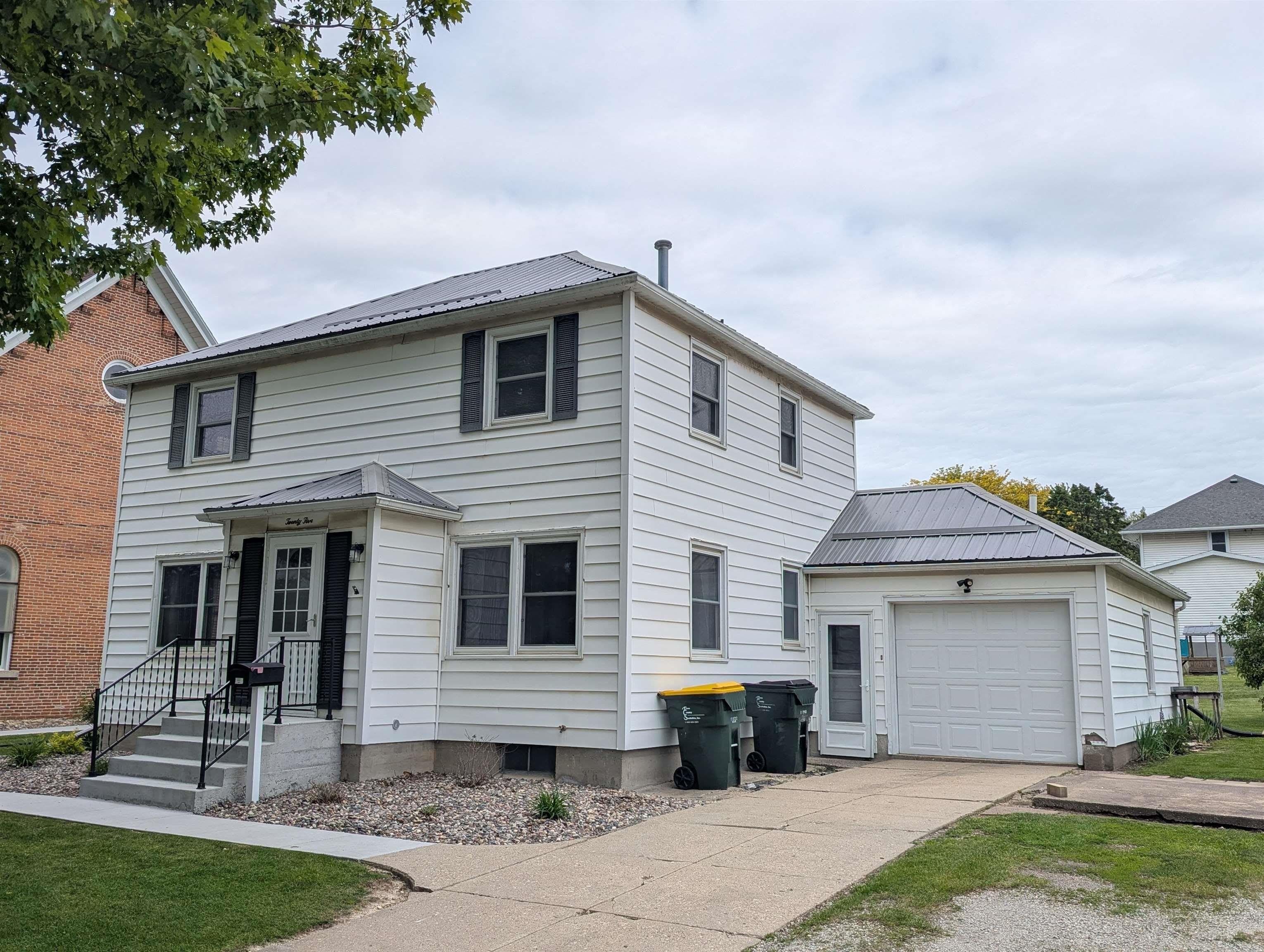 25 NW 2nd Avenue – photo 2