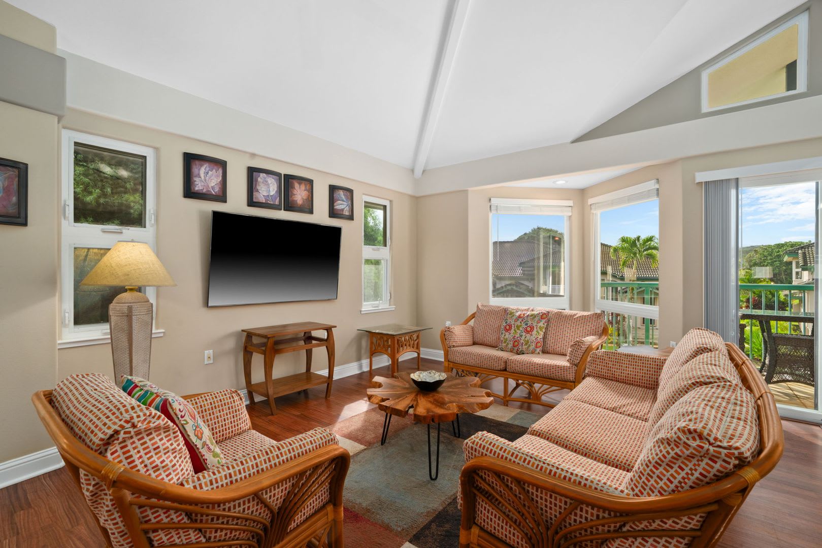 Furnished 3 Bedroom 3 Bath Condo – photo 5