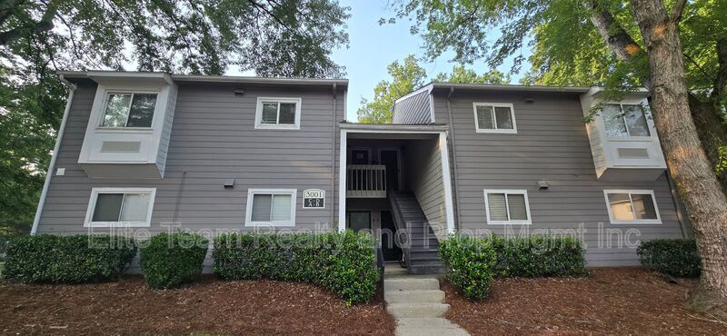 3001 Heathstead Place D – photo 1