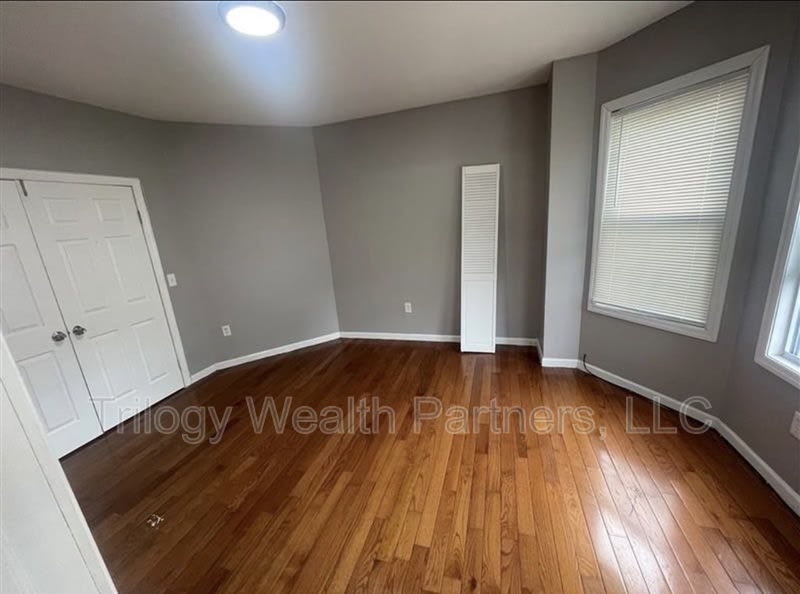 104 South 12th Street – photo 4