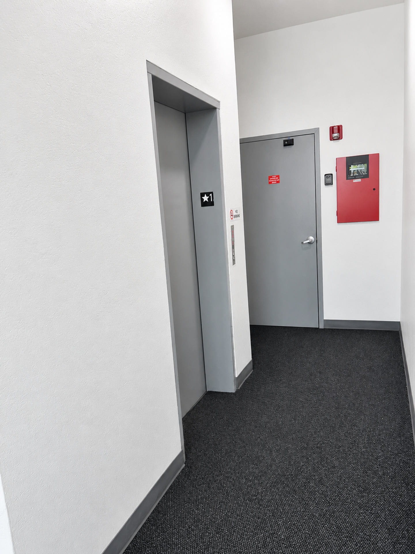500 Red Table Apartments – photo 3