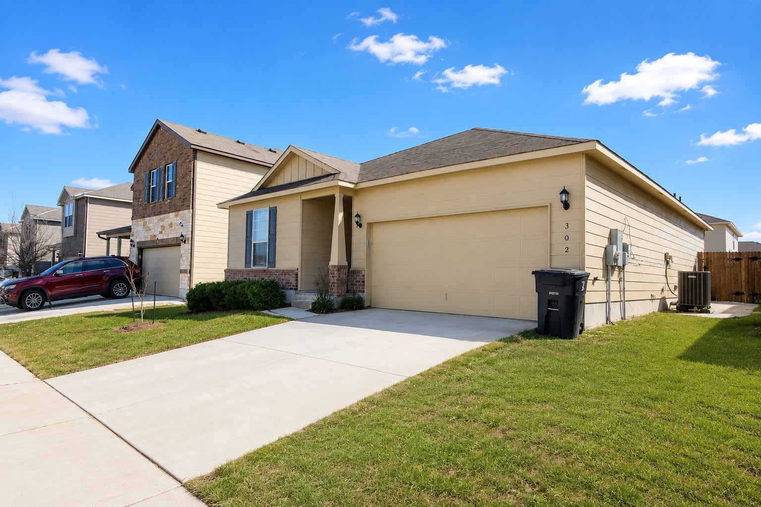 302 W Orion Dr – photo 2