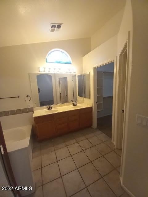1338 E ENCINAS Avenue – photo 5