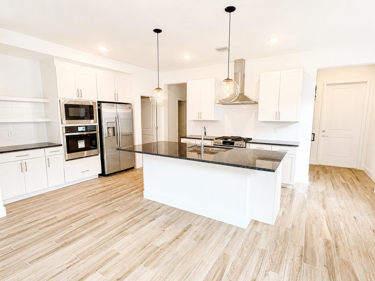 10075 Dreamweaver Road – photo 3