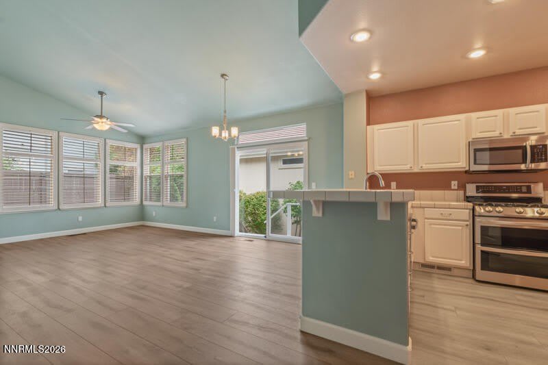 785 Caughlin Crossing – photo 5
