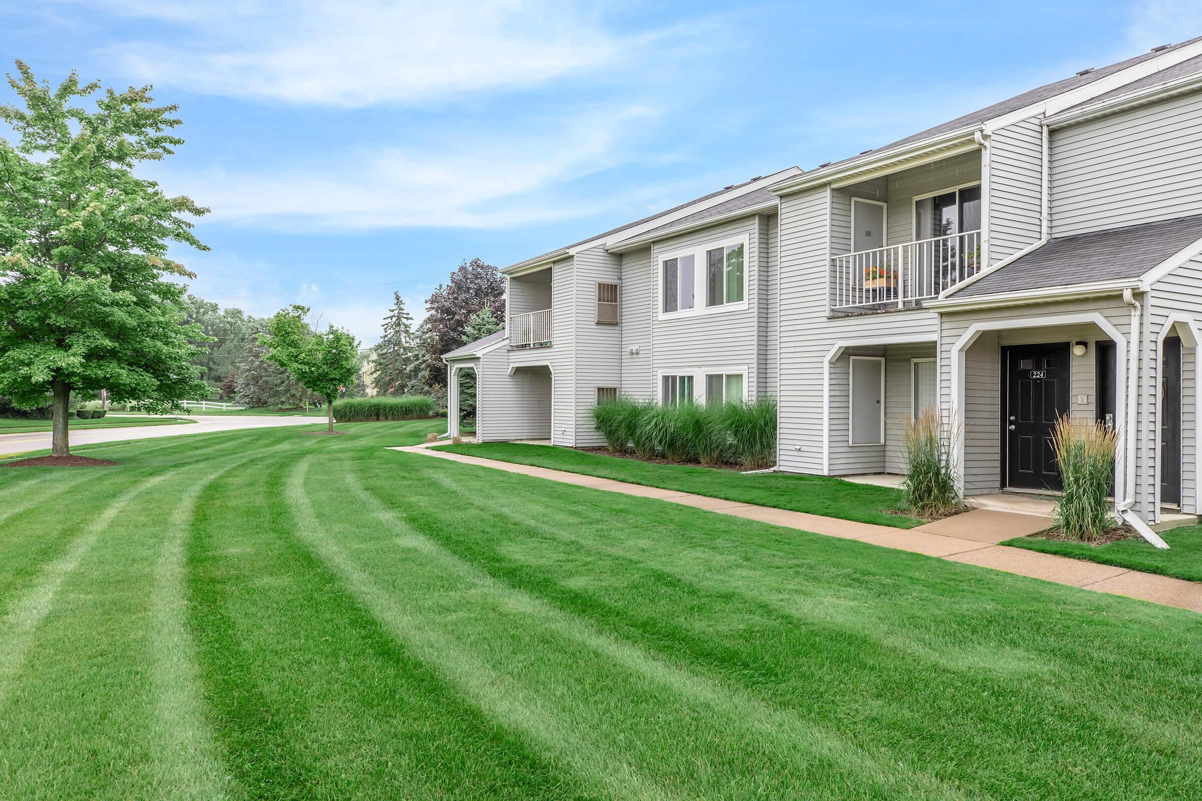 Oaks at Hampton Apartments – photo 4