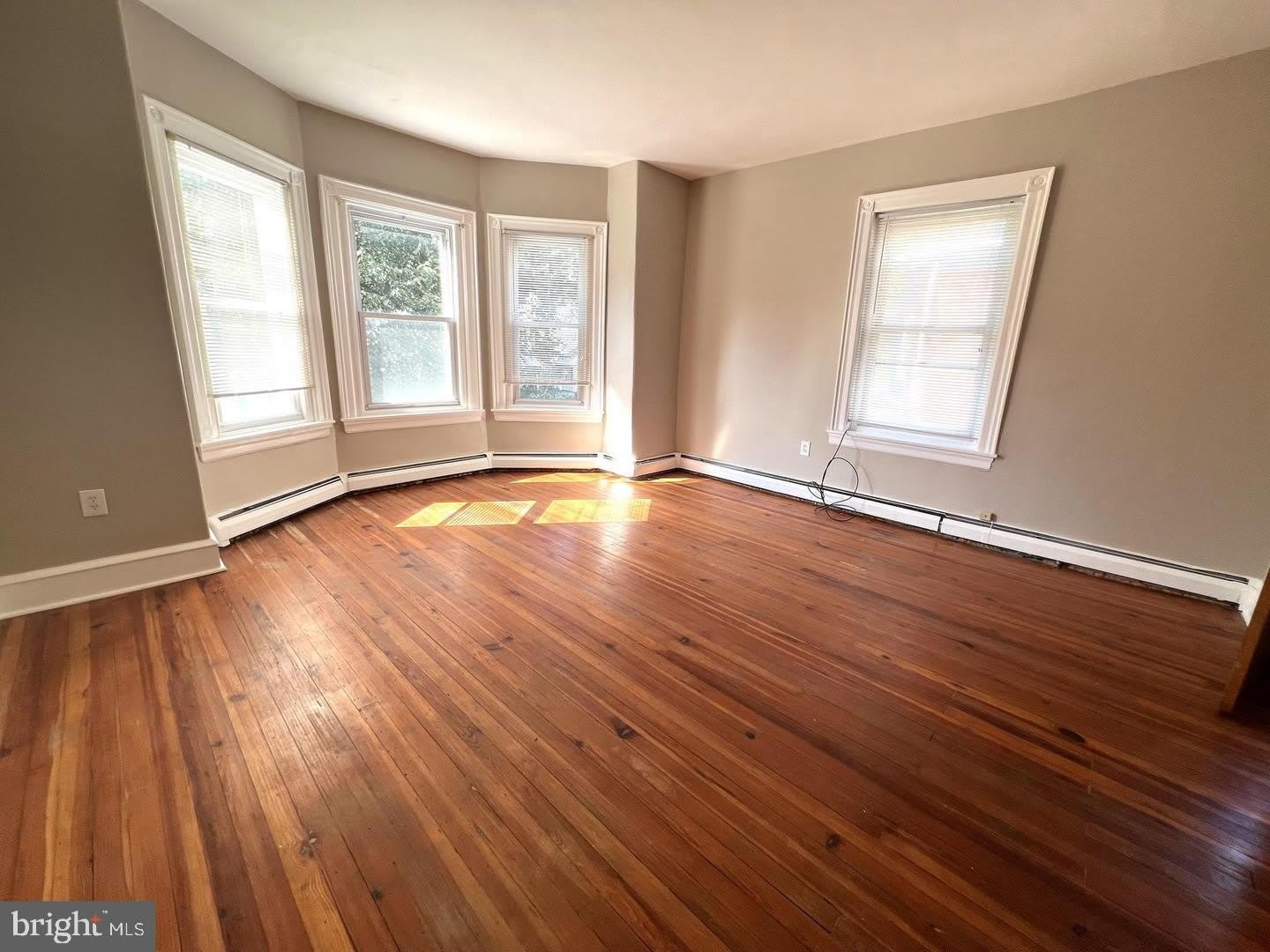 508 W HARVEY Street – photo 4